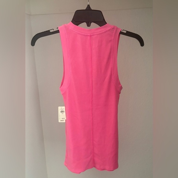 Aerie Pink Tank Top with Soft Fabric and Sleek Design - Picture 2 of 3
